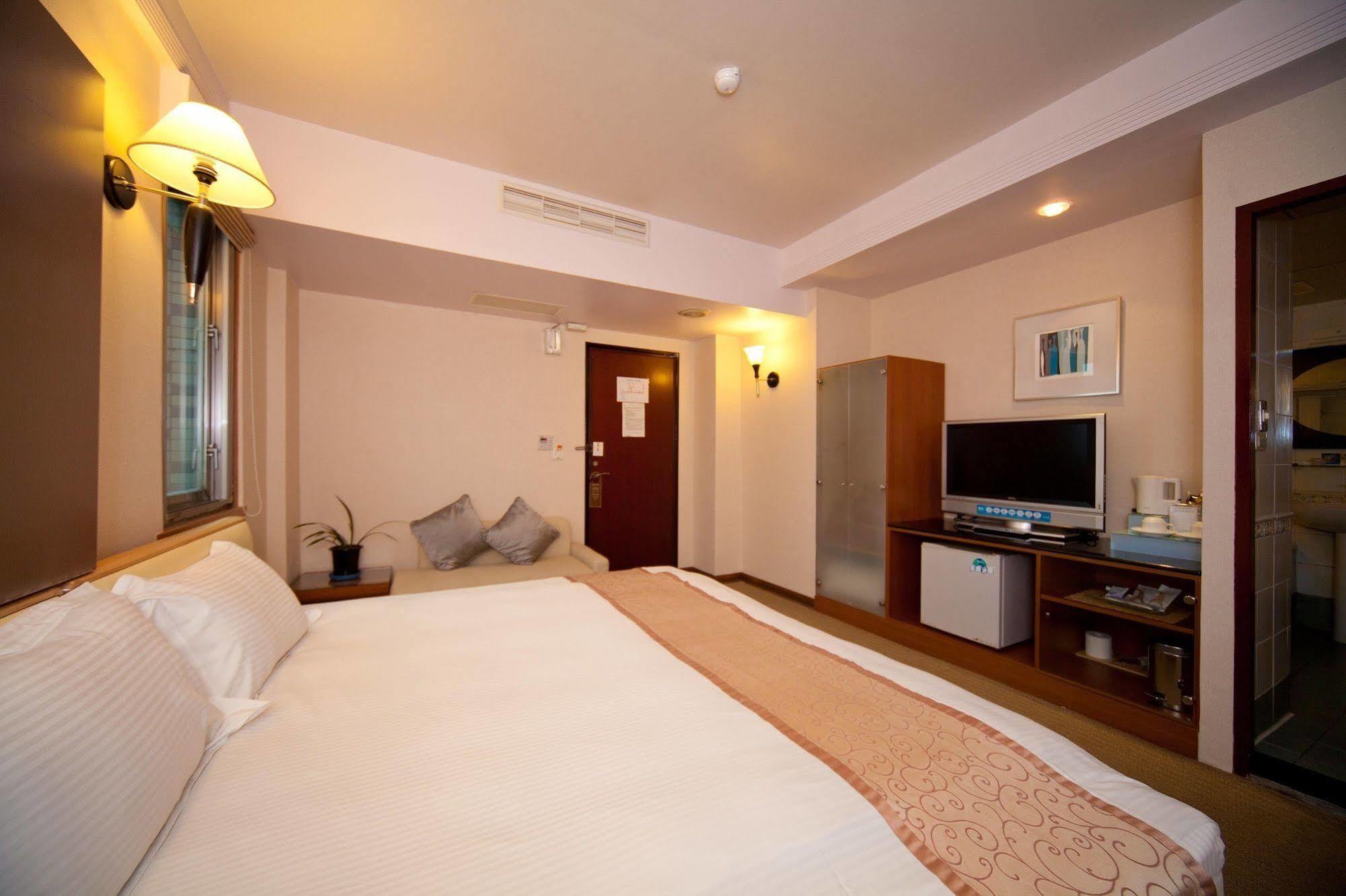 Tian Long Hotel Jiaoxi Extérieur photo